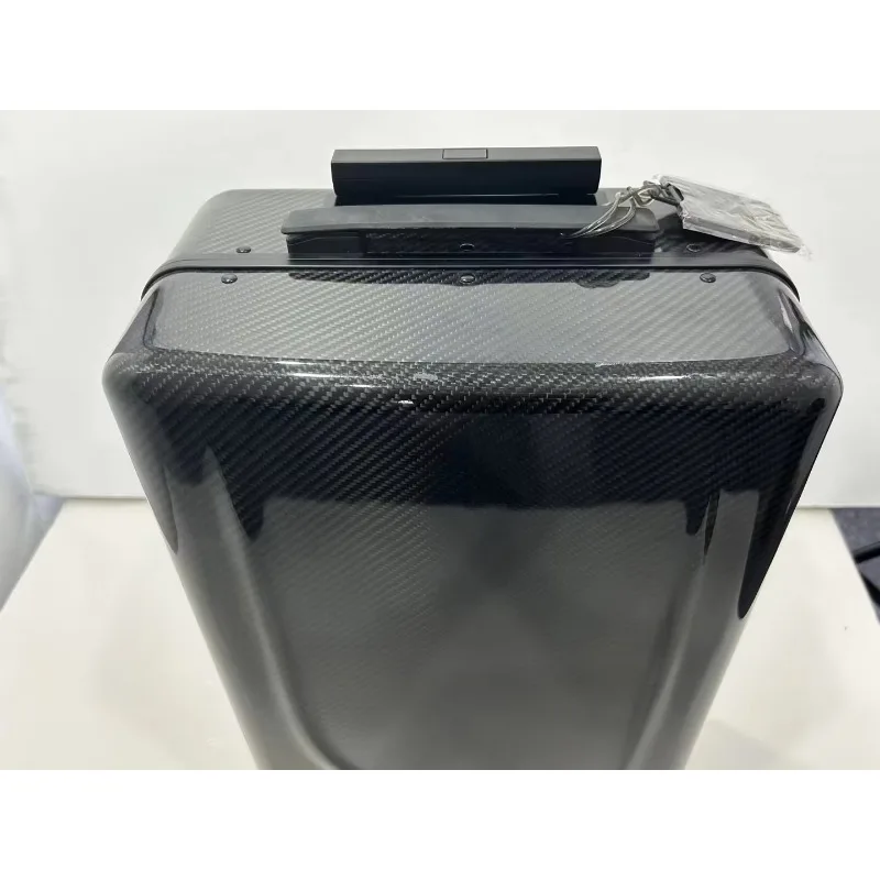 حقيبة حمل من ألياف الكربون مقاس 20 بوصة من MGOB حقائب سفر CVRV عالية الجودة بتصميم عصري TSA