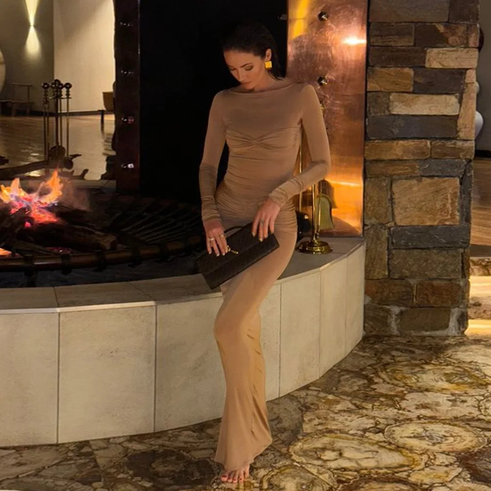 Nowa, modna sukienka bodycon z marszczeniami, seksowna, w jednolitym kolorze, z okrągłym dekoltem, długim rękawem i dopasowanym krojem.