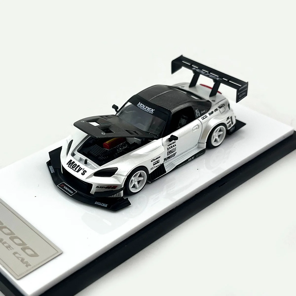 Modelo de carro em liga de capô de motor que pode ser aberto MT 1:64 S2000