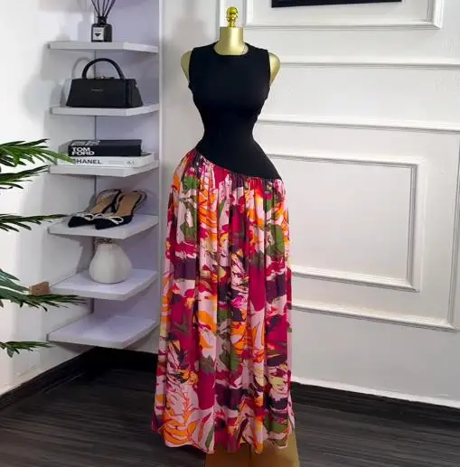 

Urban Summer Dress Woman Sweet Fresh Black Sleeveless Vest Top with Flower Print Pleated Long Skirt Daily Women's Vacation Dress