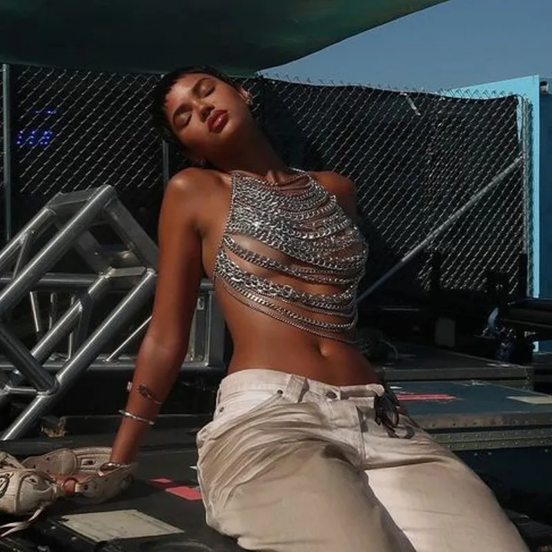 여성용 금속 체인 태슬 디자인 탱크 탑, 섹시한 할로우 아웃 홀터 넥, 백리스 크롭 탑, 파티 비키니 커버 업 캐미솔