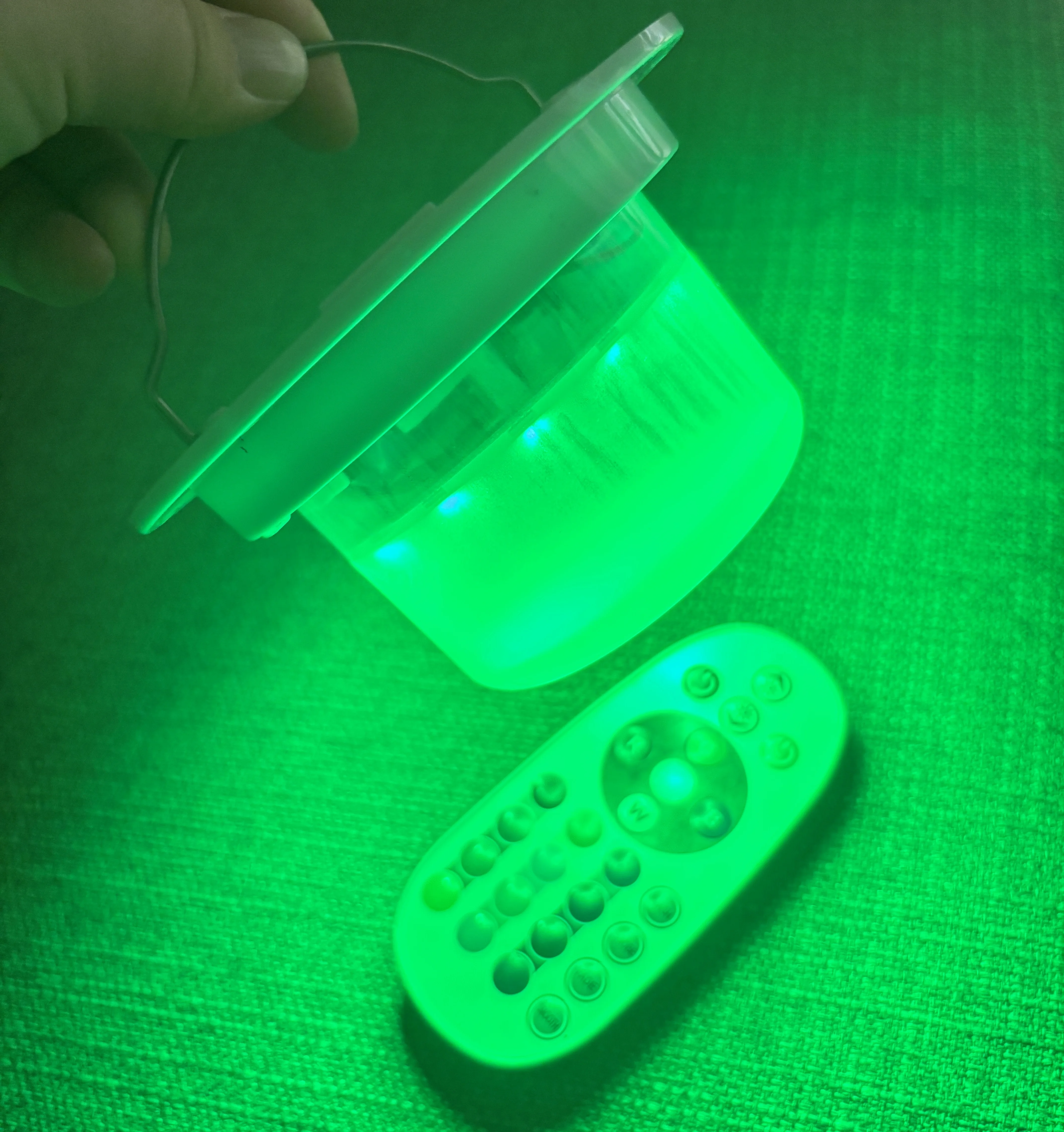Remote Controlled Rechargeable RGBW Waterproof LED Module Furniture Mood Base Light Wedding Deco Under Table Lighting-Multicolor