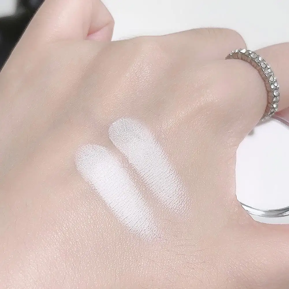 Impermeabile Illumina Cosmetici a lunga durata Ombretto illuminante bianco opaco Tavolozza per il viso Ombretto affumicato Trucco