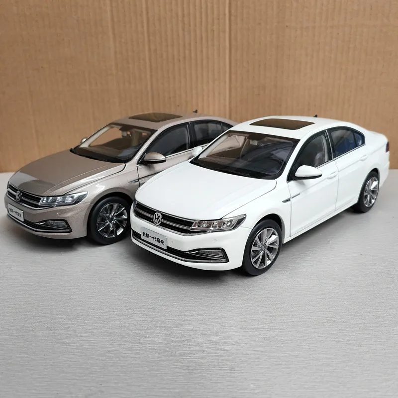 1:18 Scale BORA 2019 Alloy Car Model Collection Ornaments