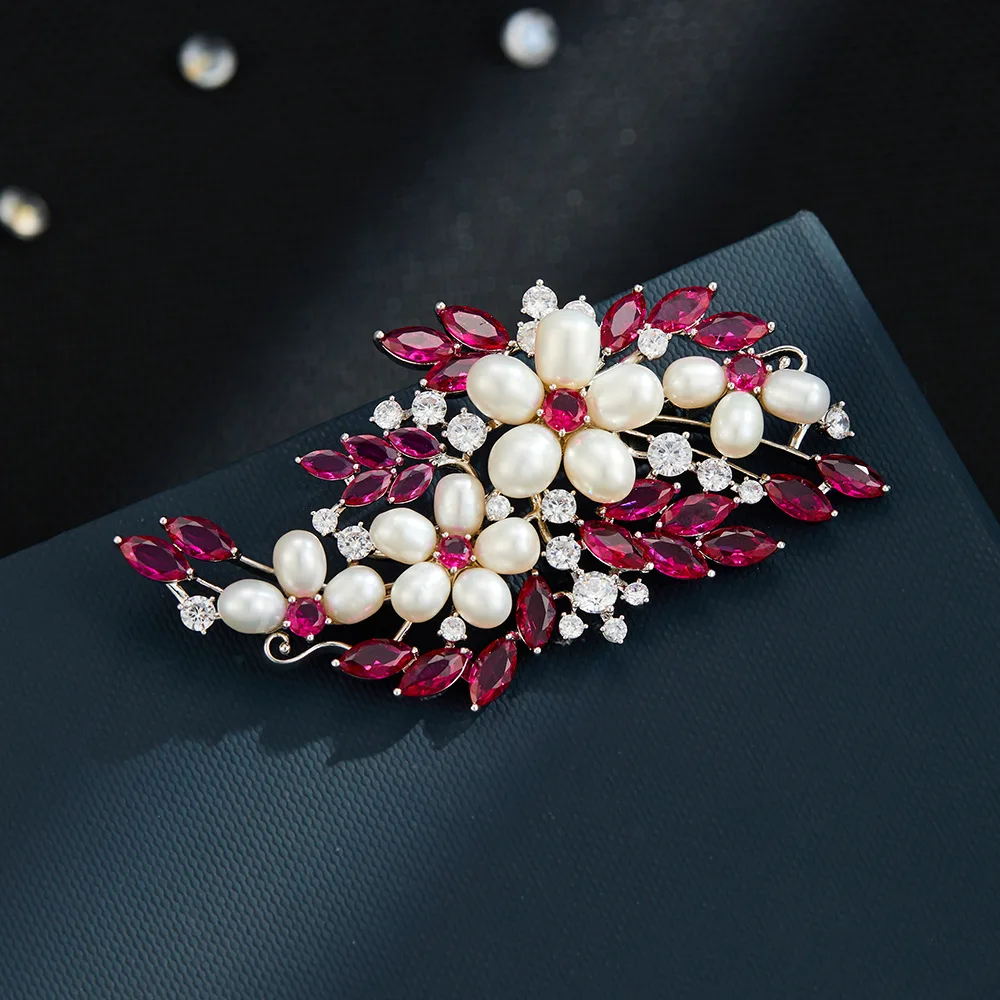 

Luxury and High-end Freshwater Pearl Cubic Zirconia Flower Broche Fashionable Elegant Dress Coat Accessories Pins Women's Brooch
