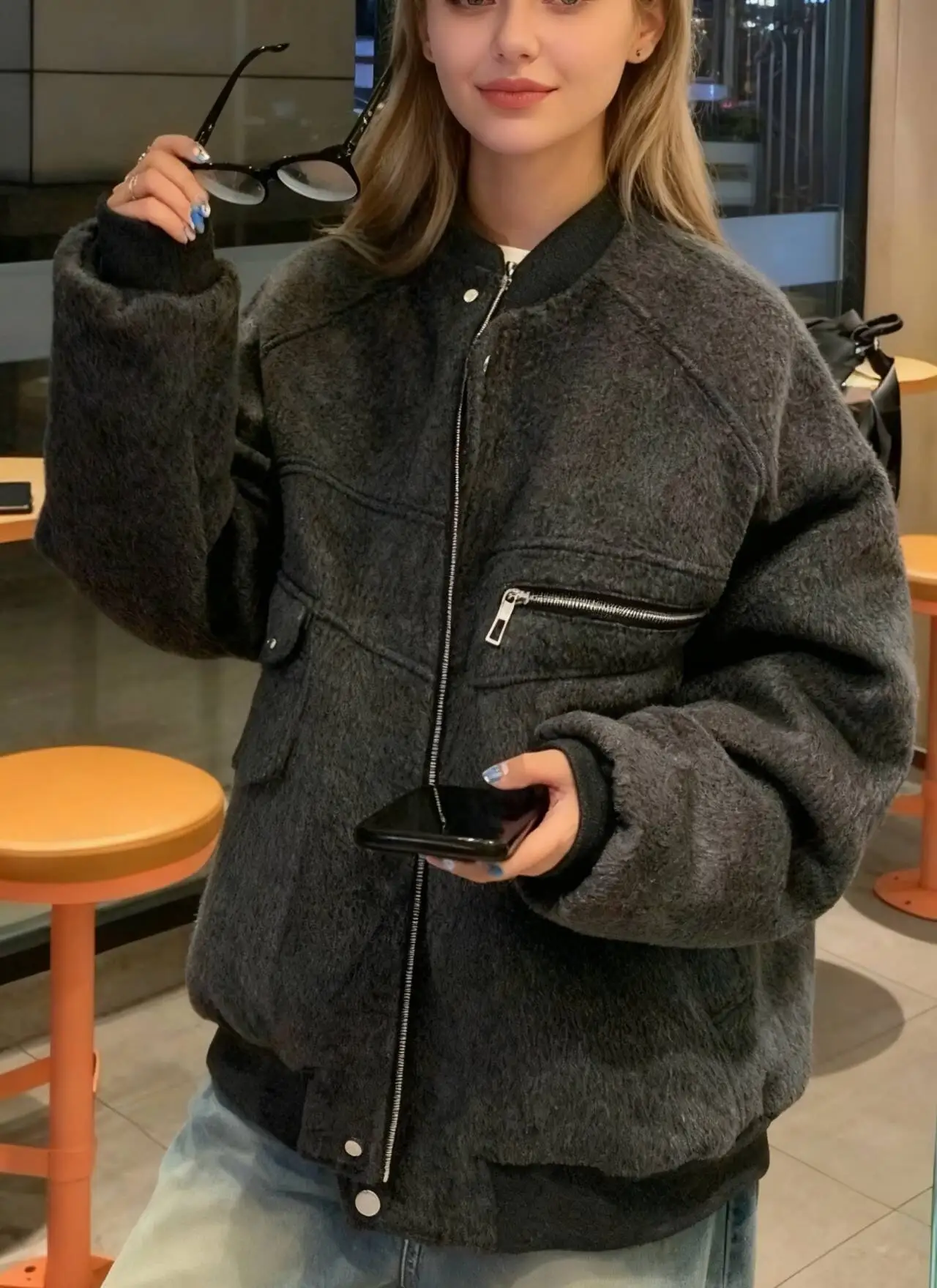 Płaszcze damskie z mieszanki wełny, płaszcz wełniany, niebieski, jesień, kaszmir, kołnierz z klapami, blokowanie kolorów, haftowane szarfy, rozkloszowany krój, estetyczny.