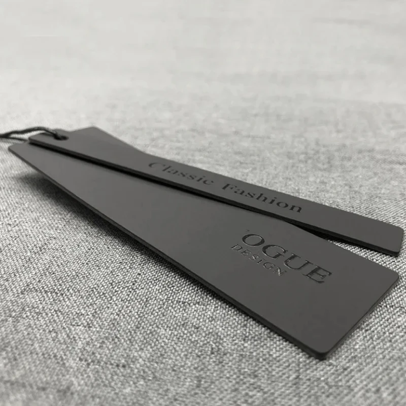 Universal black tactile paper clothing trademark price   hang tag