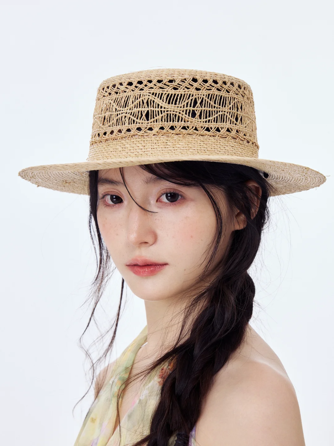 women's-summer-breathable-sun-protection-hollow-out-straw-hat-flat-top-beach-holiday-hat-ins-style-adjustable-strap-elegant