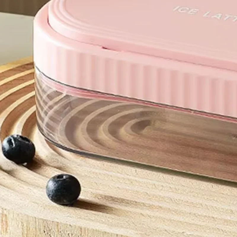 

Food-grade Ice Cube Mold Effortless Release Storage Box Stackable Flexible Summer Cooling Ice Cube Maker for Home Use