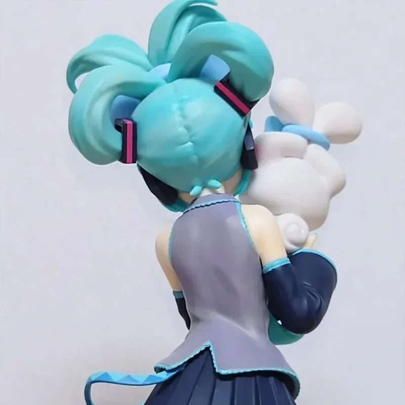 Original sega luminasta hatsune miku com cinnamoroll anime figura pvc modelo decoração de mesa estatueta coletar meninas presente aniversário