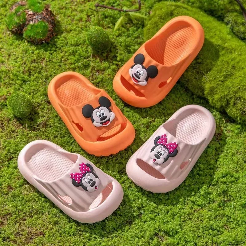 Zapatillas de dibujos animados de Mickey y Minnie Mouse para niños, Zapatillas de casa suaves antideslizantes, zapatos de playa para interiores y