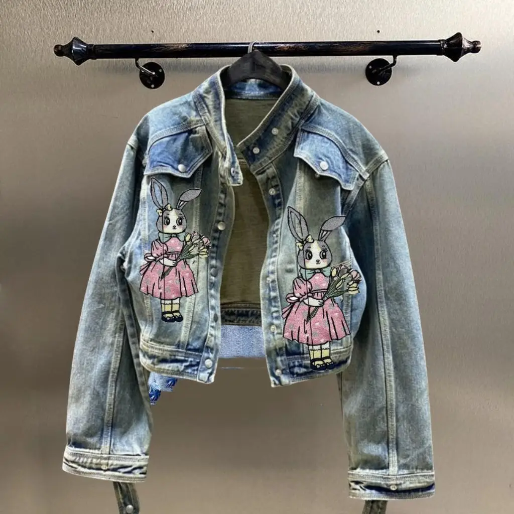 

Fall 2024 Women's ort Loose Casual Versatile Denim Jaet Korean Sle Commute Wind Long Sve Button up Cartoon Design