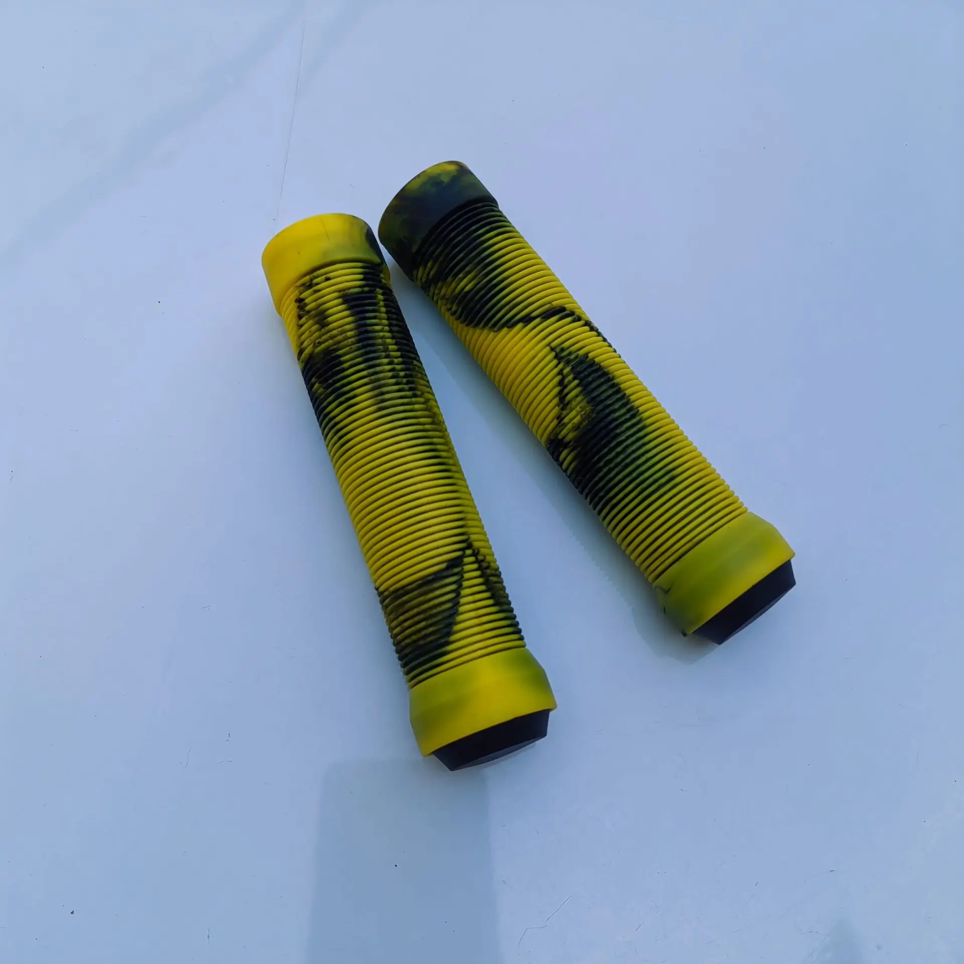 دراجة اليد قبضة ProTaper الإنحدار القبضات مقبض الدراجة القبضات سكوتر اليد القبضات الدراجات اكسسوارات CBTZXC02