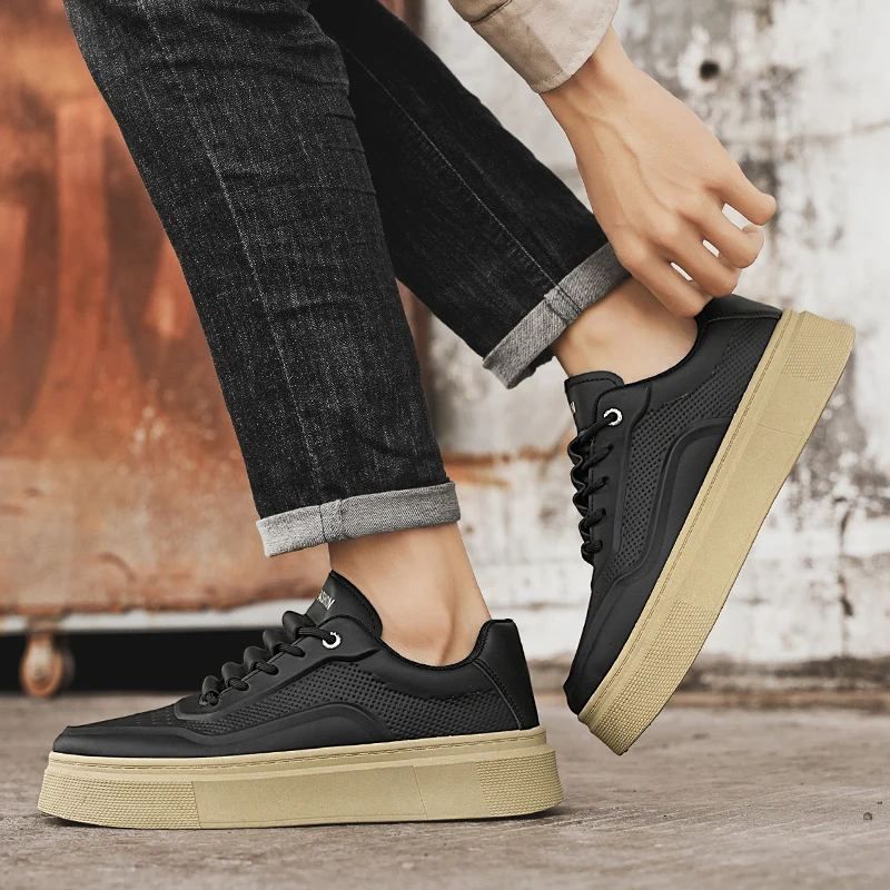 

Самая продаваемая повседневная спортивная обувь. Простые и цветные блокирующие. Удобные кроссовки на шнуровке с низким берцем. Модные четырехсезонные кроссовки большого размера.