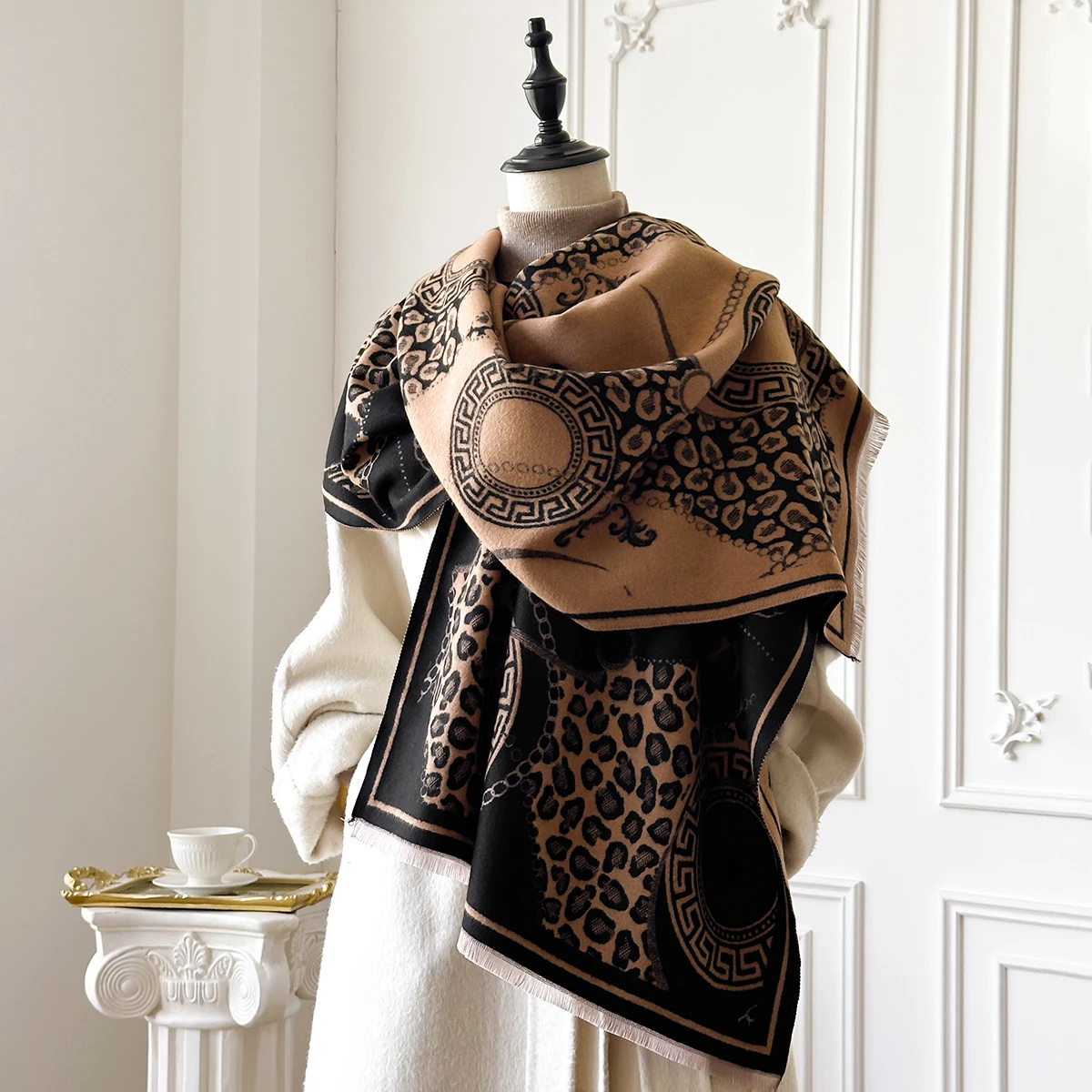 Neue Eleganz, zweiseitiger Jacquard-Pashmina-Schal, weich, warm, Wintermode, kalte, winddichte Schaldecke mit Fransen