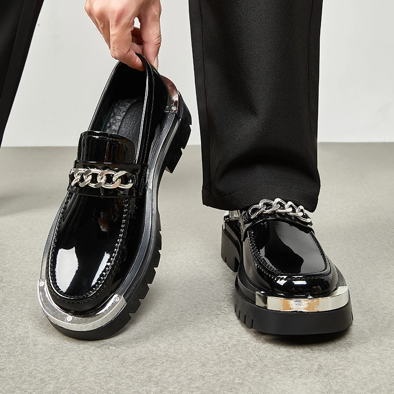Men's Leather Shoes with Imitation Metal Trim on the Front and Back, Thick-Soled, Metal Chain Loafers, Business Casual