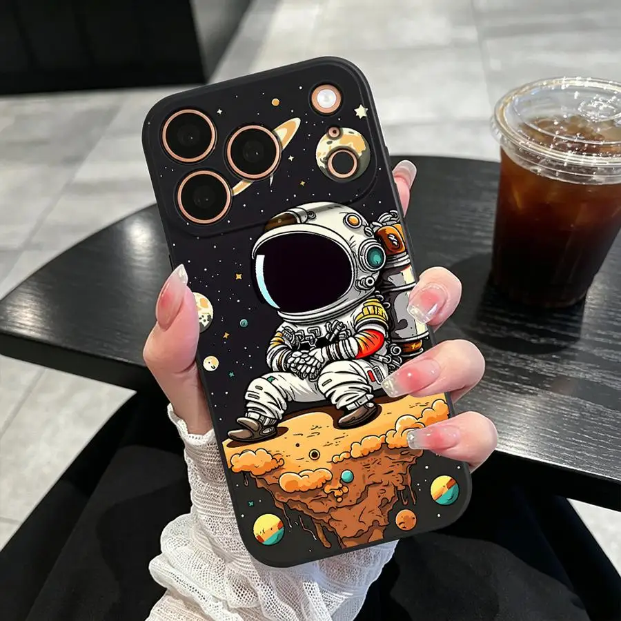 Planet Cartoon Astronaut Case for Apple iPhone 17 Pro Max 11 13 Mini X XS XR 7 8 15 Plus Air 12 17e 16e 14 16 Phone Cover