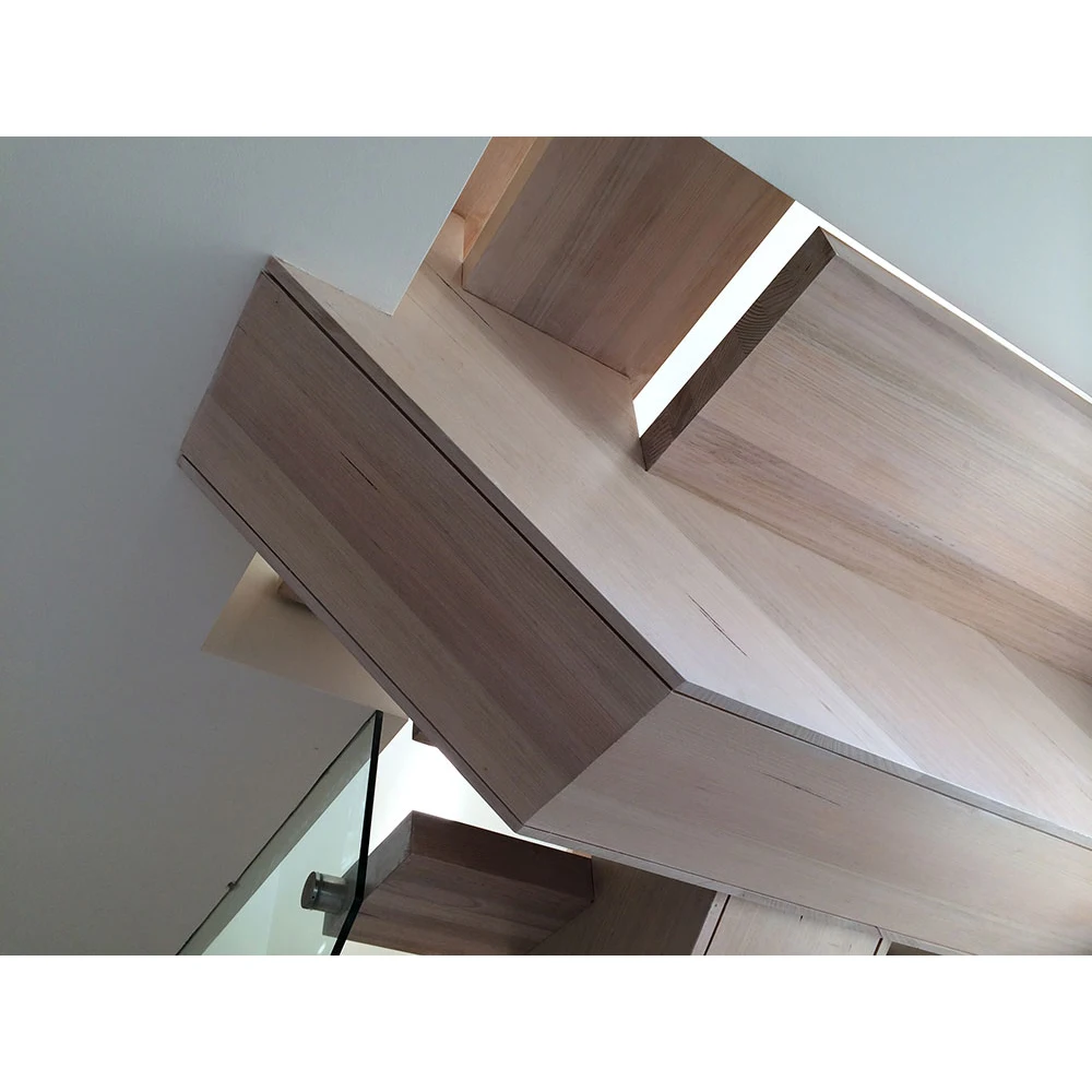 Chinese glazen leuning Rechte trap Ontwerpen Aangepaste trappen Metaal Gebruikte binnentrap