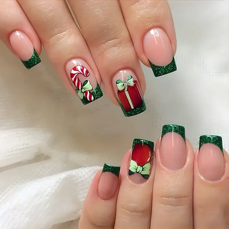 

24pcs Christmas Holiday Themed Medium Square Fake Nails Pink Red & Green Glossy Press-On Nails Set Reusable Fake Nails for Women