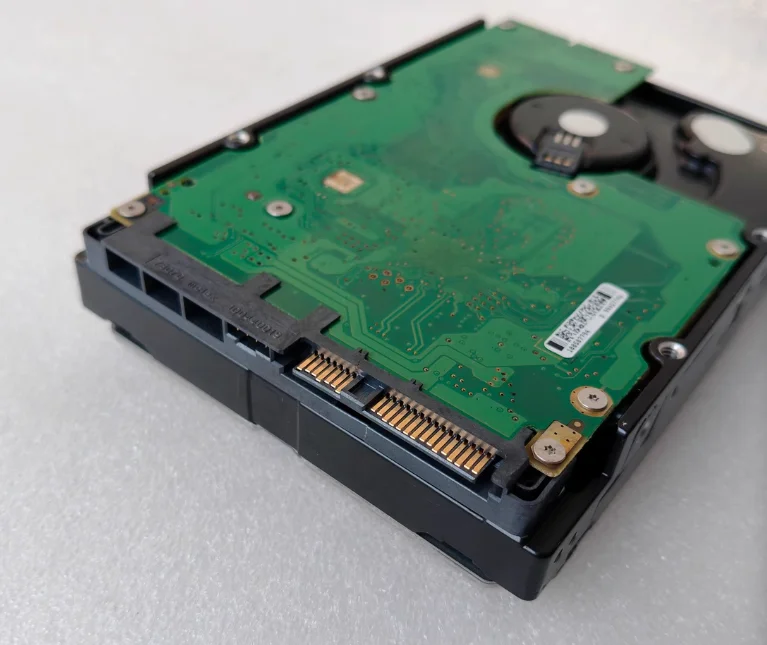 

For YP778 ST3300656SS 0YP778 300GB SAS 3.5-inch 15K server hard disk