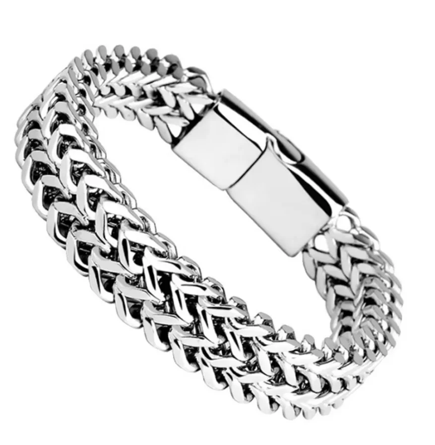 

Stainless Steel Braided Double Row Front and Rear Fish Scale Alloy Magnetic Buckle Bracelet with Keel Jewelry New Model