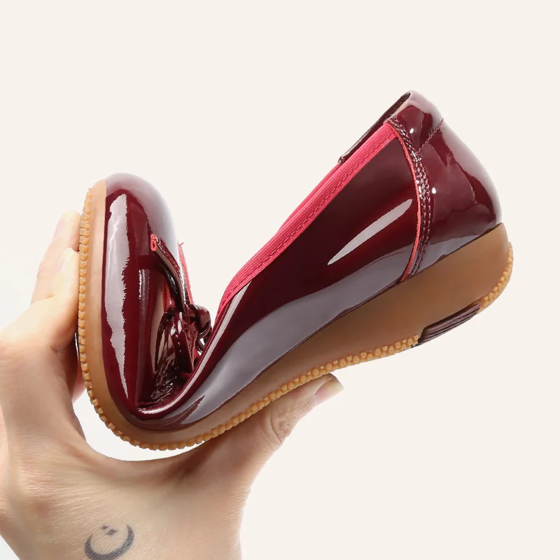 2024 New Bright Leather Soft Sole Soft Leather Single Shoe Loafers Comfortable Four Seasons Shoes Foot Wide Of Paintstep-in