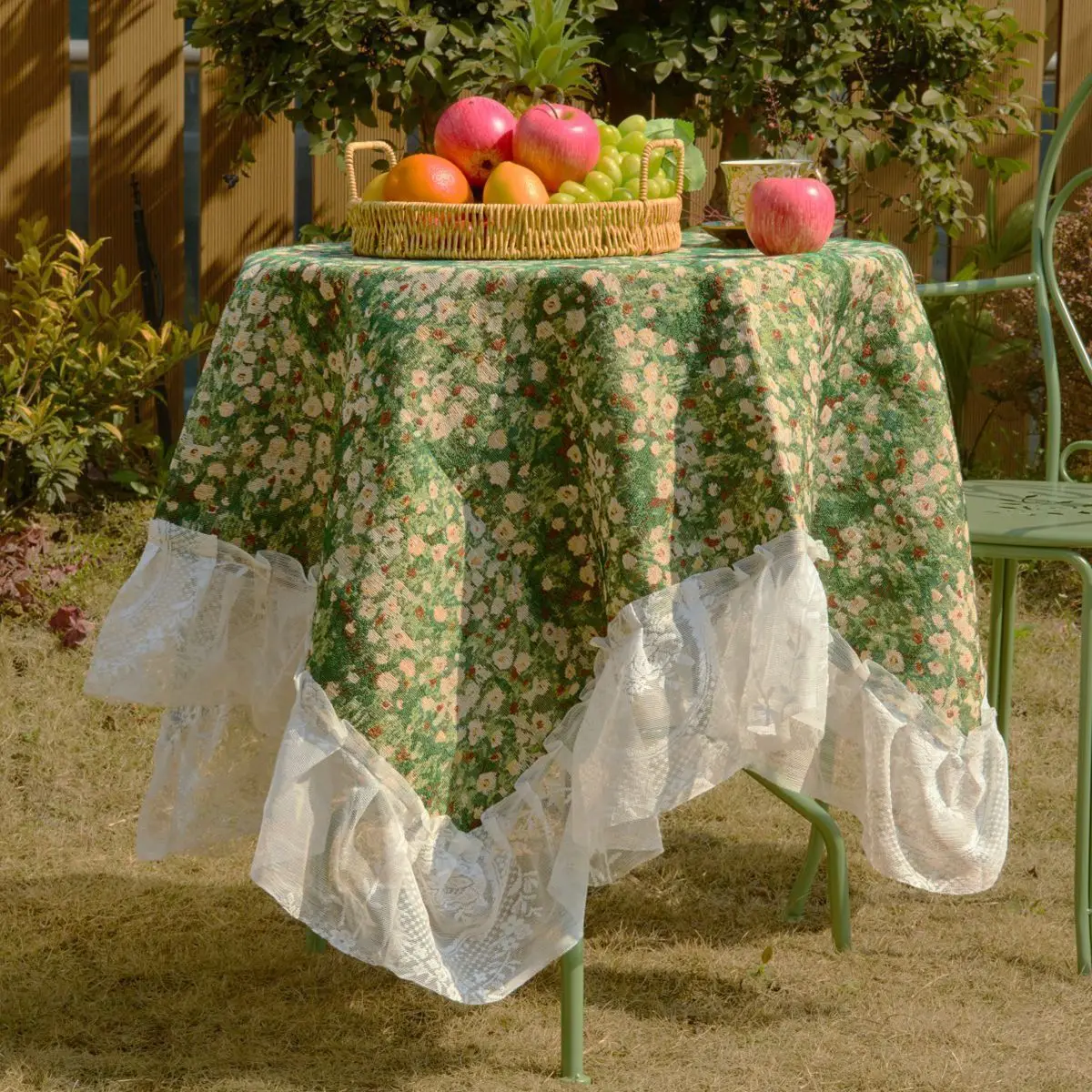 Forest style tablecloth ins pastoral style retro coffee table cloth high-end atmosphere round table cover spring
