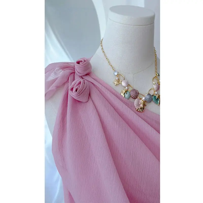 ฤดูร้อนชุดผู้หญิงใหม่ High-end ออกแบบ Niche อุณหภูมิภาษาฝรั่งเศสคํา Elegant สไตล์ Niche Chic เอวปิดชุดปิดไหล่