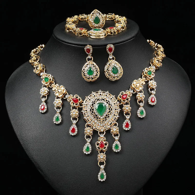 

exaggerated necklace, four-piece jewelry set, cross-border new personality, fashionable and exaggerated temperament direct sales