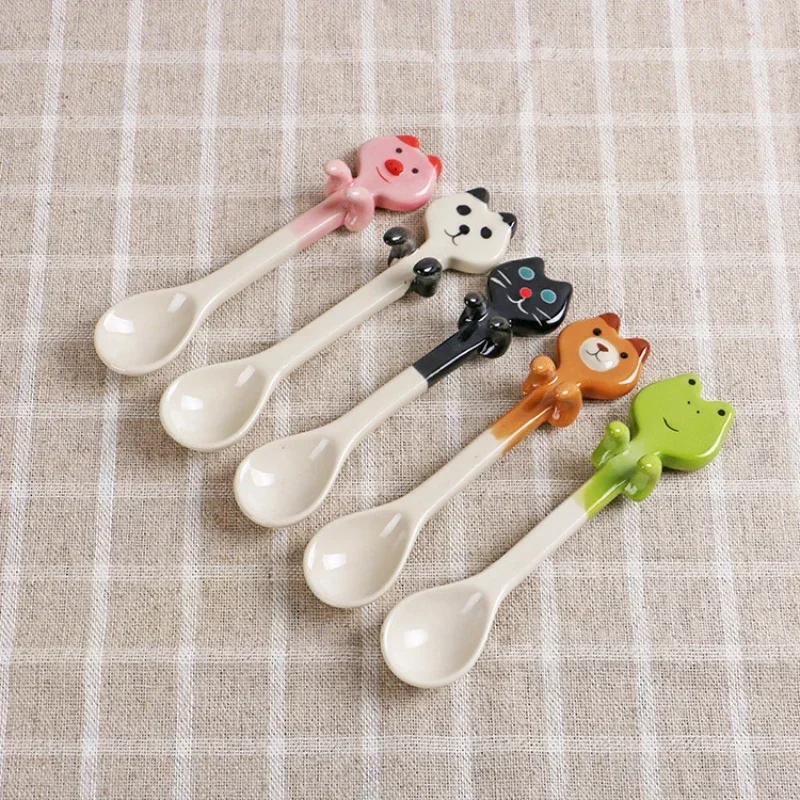 1PCS Kitchen Tool Novelty Gift Ceramic Cartoon Cute Cat Animal Spoon Hanging Coffee Dessert Spoon Unique Ice Cream Flatware New