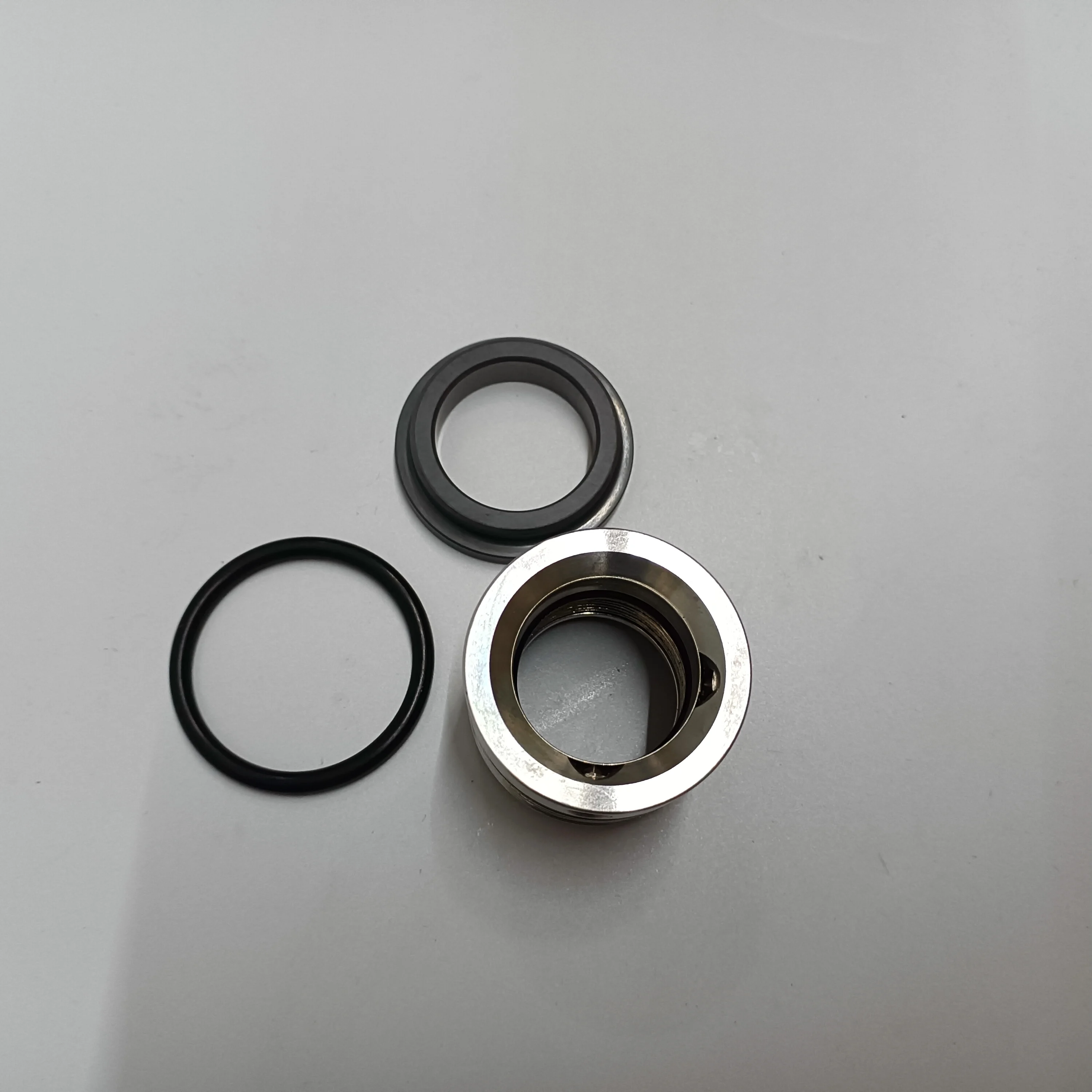 High Quality Yuewang Shaft Seal 22-1100 for THERMO KING XDS Vehicles 1999-2009 1 Year Warranty-for Retrofit/Upgrade