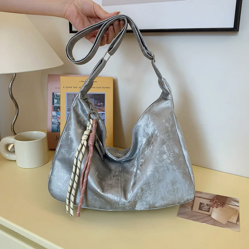 

Casual Solid Color Women Soft Pu Shoulder Bag Commuter Large Capacity Ladies Crossbody Bags Simple Female Purse Handbags Tote