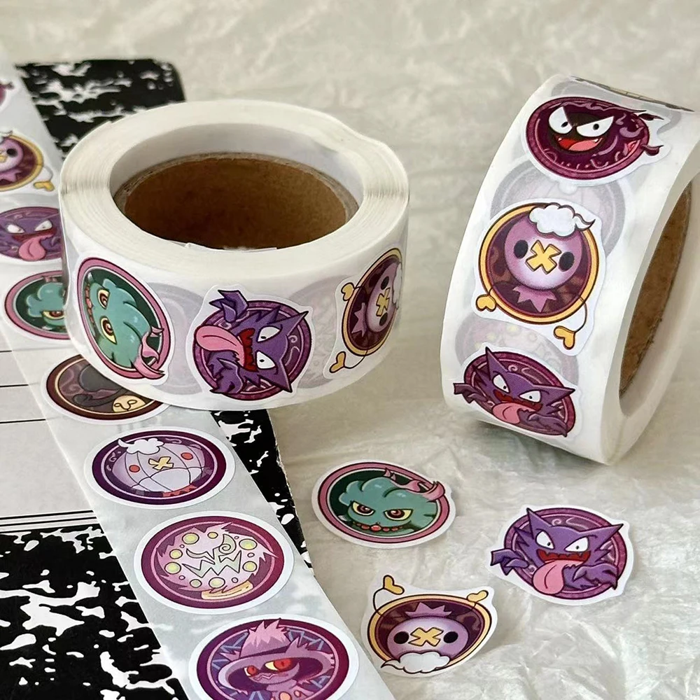 500 PCS/ม้วนการ์ตูน Kawaii อะนิเมะ Pokemone สติกเกอร์การ์ตูนรูปลอกแล็ปท็อปตู้เย็นกระเป๋าเดินทางรางวัลสติกเกอร์ของเล่นสําหรับของขวัญเด็ก