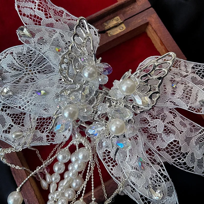 

Bridal White Butterfly Wing Hair Claw - Wedding Veil Lace Hair Accessory with Pearl Tassel, Bridal Hair Styling Ornament