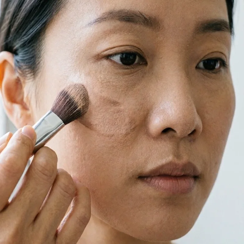 Sculpting Makeup Brush: Choosing and Using the Right Tool for Defined Features