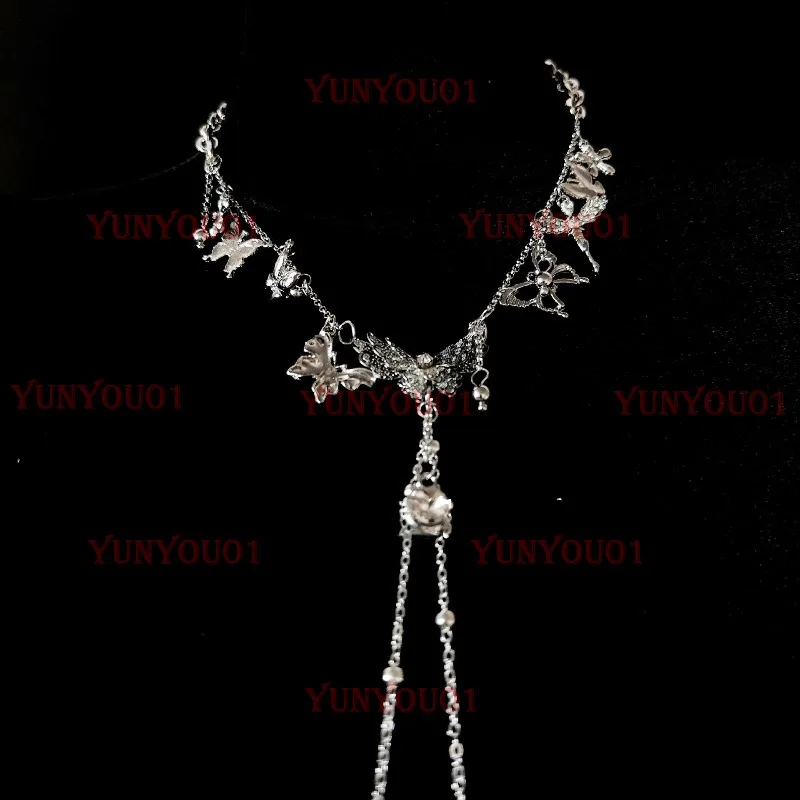 Butterfly Bell Collar One-piece Chain Body Chain Strawberry Grape Clip Rubber Band Clip view 3