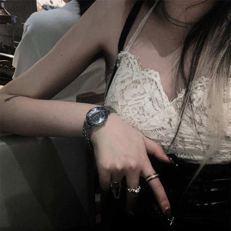 Orologio da donna elegante Orologio da donna al quarzo di marca genuina zingara di lusso leggero di nicchia casual di tendenza della moda 2025 Nuovo regalo di compleanno