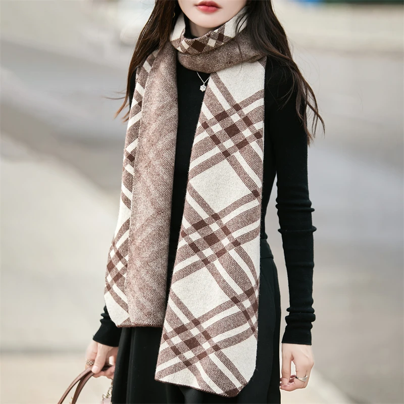 100%Merino Wool Shawl Scarf Women's Joker Warm Long Shawl Fashion Diamond Color Matching Thick Scarf Autumn and Winter New Shawl