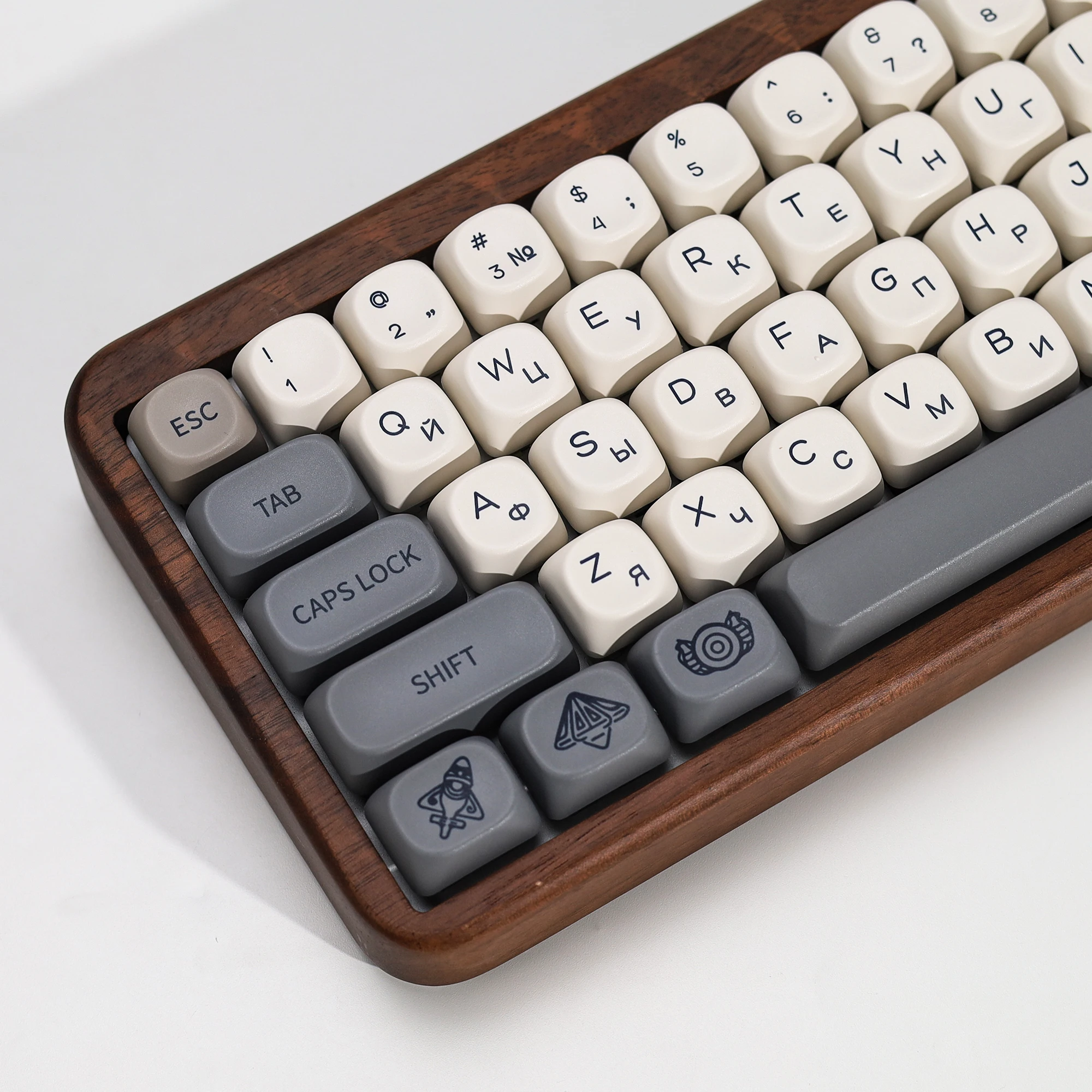 KBDiy Russische Tastenkappen Retro Vision Theme KOA MOA Profil PBT ISO MAC Tastenkappen Maßanfertigung für MX-Schalter 60 Gaming Mechanische Tastatur – Detail 22