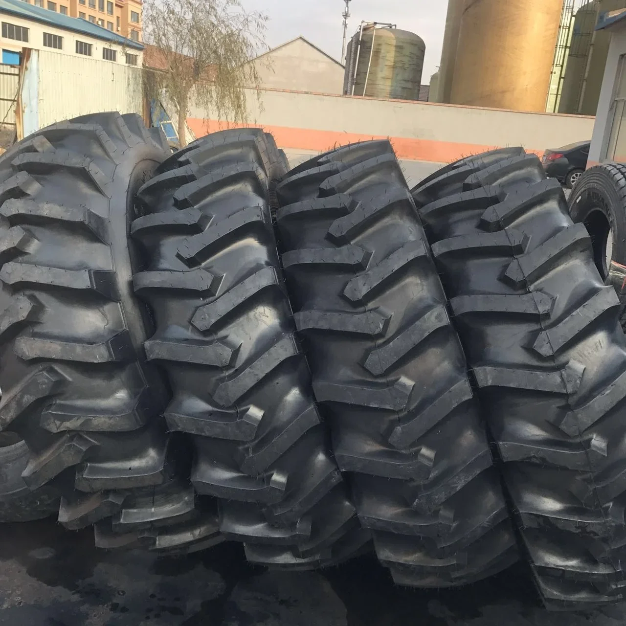 Agricultural tractor tyre16.9-30 16.9-34factory outlet Reaper tire