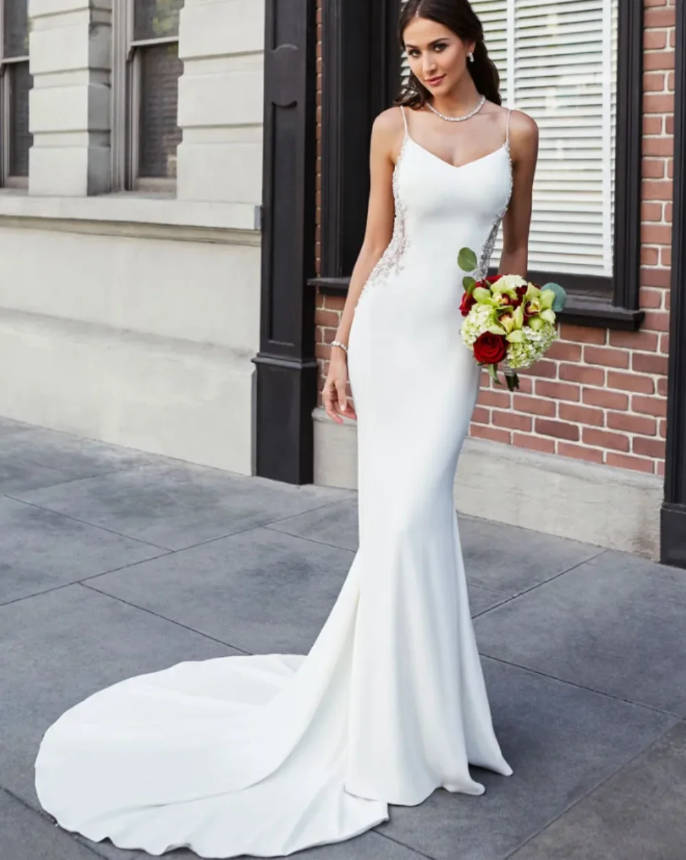 

Fabulous Mermaid Beaded Backless Wedding Dresses Spaghetti Straps Sleeveless Bridal Gowns Sweep Train Custom Made robe de mariée