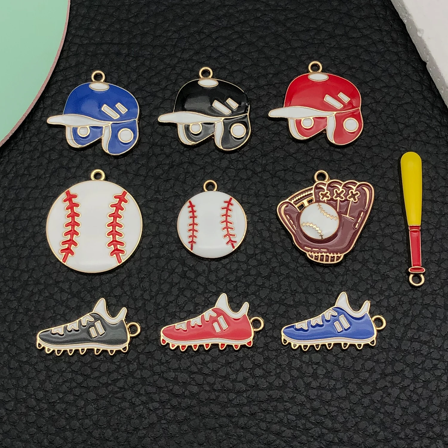 Mix 10pcs/Drip Oil Sports Baseball Series Fashion Jewelry Necklace Making DIY Craft Halloween Easter Thanksgiving Fashion Access