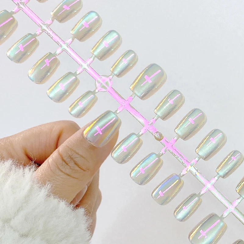 30pcs Auroras Water Light Cat Magnetic Nail Tips Press On Nails Laser Crystal Wearable False Nails for Nail Art DIY 15 Size