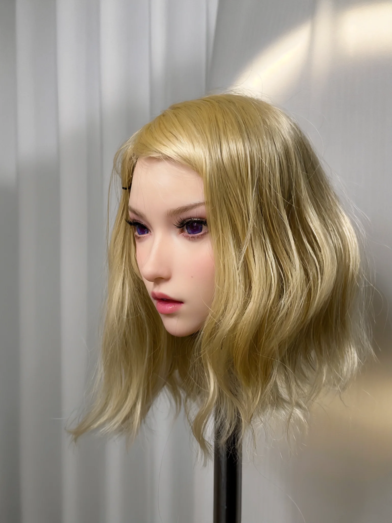 ヨーロッパ系アメリカ人スタイルの大人の頭、男性の大人のおもちゃ、特別な口腔チャンネル、チャンネルには特別な粒子バンプ女性モデルの頭が含まれています