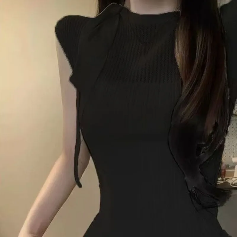 Tops T-shirts Women's Designer Round Neck Slim Fit Bow Detail Tie-front Pullover Knitwear New Comfortable Versatile Distinctive