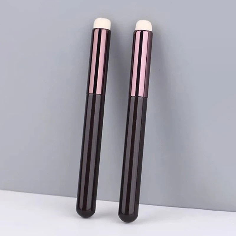 Hot deal: 【1Pcs Multi Purpose Concealer Brush Lip Brush Matte Lipstick Smudge Brush Concealer Eyeshadow Brush Mini Concealer Brush】