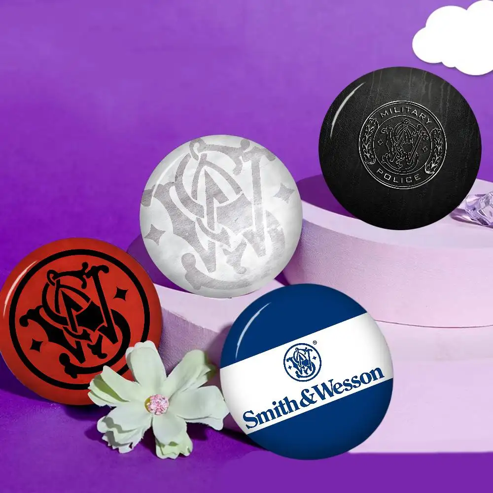 GUN Smith Wesson New  Brooches Soft Button Pin Funny Silly Gnarpy on A Skateboard Meme Badge Gamer Collection Gifts