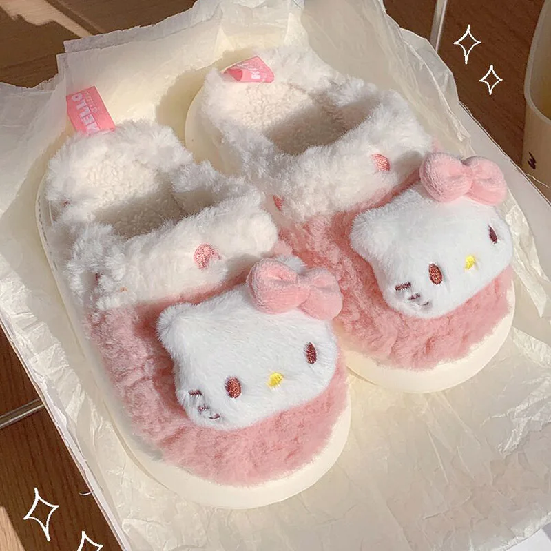 Sanrio kawaii Kuromi Cinnamoroll Hello Kitty zamszowe buty kapcie damskie do domu kapcie z bawełny ciepła zimowa dziewczyna Boże Narodzenie Gi