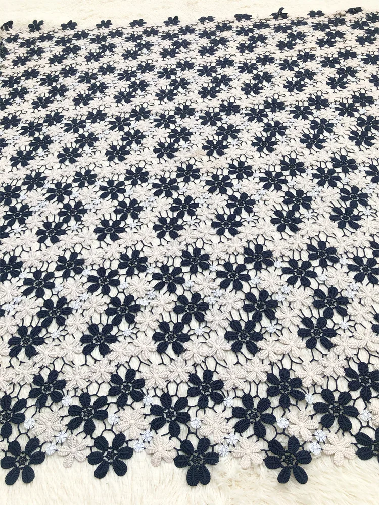 Neuer Stil Nigerianischer Spitzenstoff 2026 Hochwertige Wasserlösliche Bestickte Modische Weiche Spitze 5 Yards – Detail 7