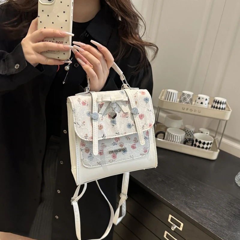 Nieuwe damestas 2025, eenvoudige effen kleur woon-werkverkeer crossbodytassen met enkele schouder, modieuze en stijlvolle textuurrugzak